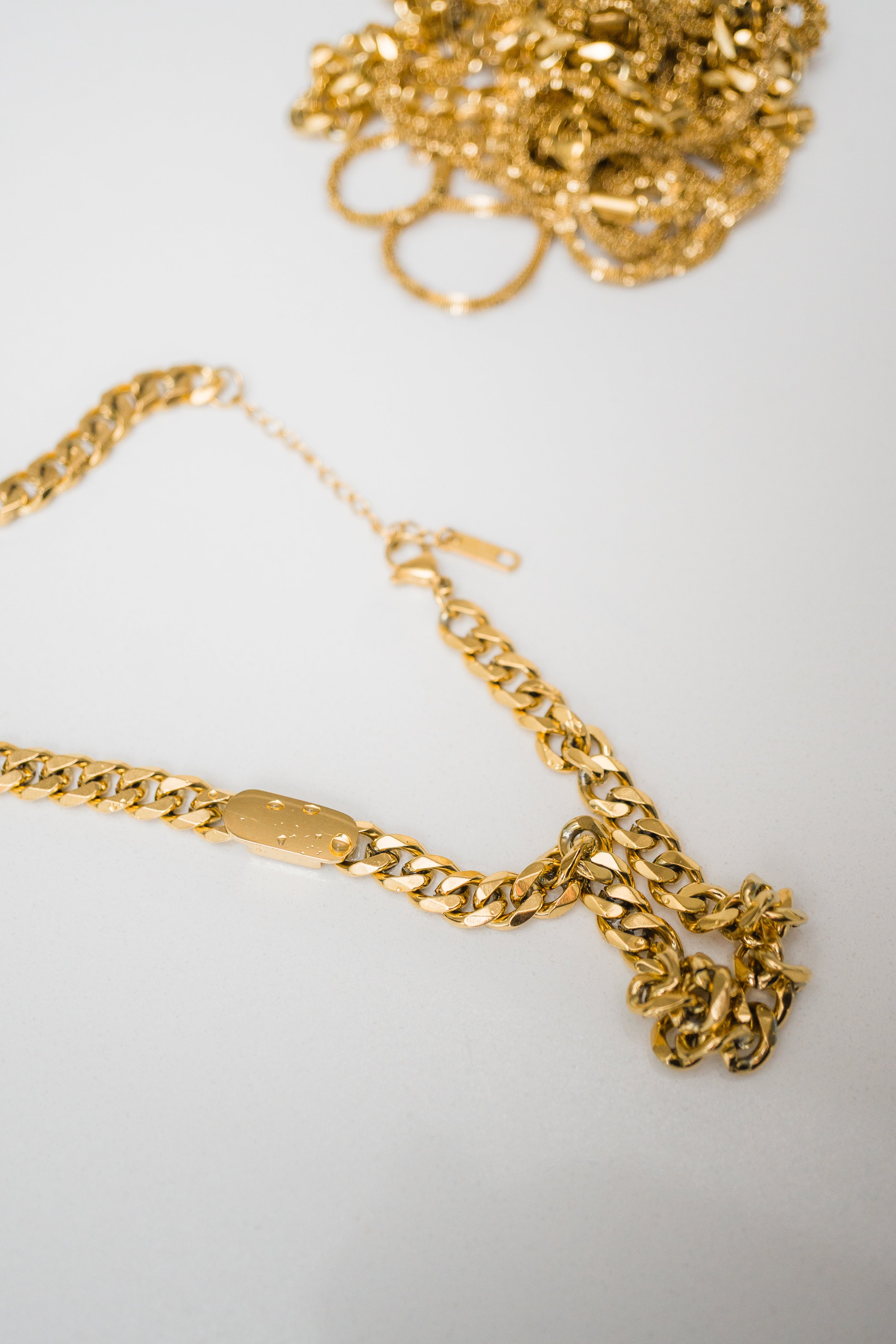 Collier Hajar